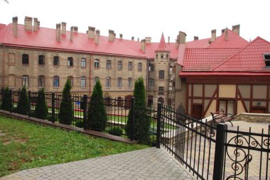 Antik Bina Lviv