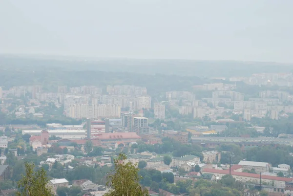 Общий вид города — стоковое фото