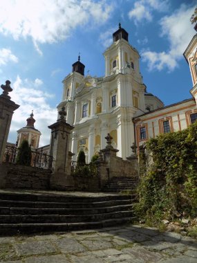 Şekil Değiştirme Katedrali