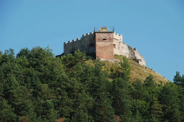 Castle Hill duvarlarının Obornni