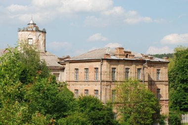 Antik çağlarda Kontes Dzembovskoyi 'nin eski malikanesi