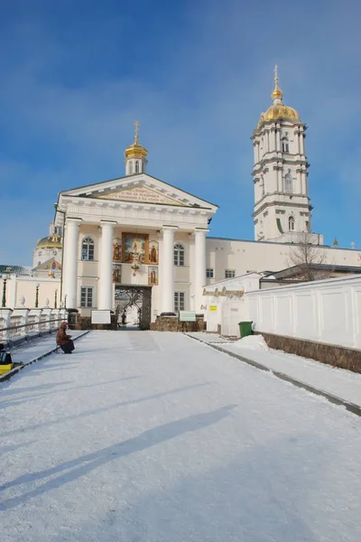 聖なる門 Pochayiv Lavra January 2018 — ストック写真