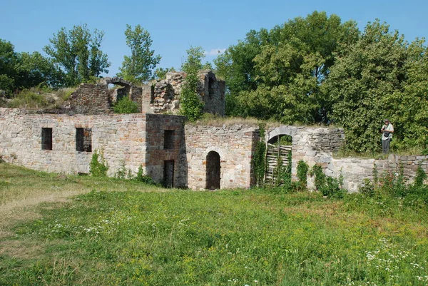 Resten Van Muren Gebouwen Van Het Oude Kasteel — Stockfoto