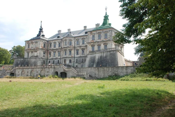 Pidhrtsyah August 2015 년에서 궁전의 — 스톡 사진