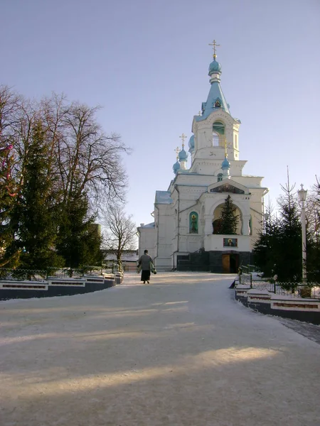 Церковь Святого Духа Преп Серафима Саровского — стоковое фото