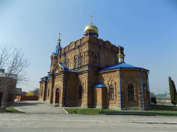 Iglesia Svyatopokrovska Regimiento Kremenets —  Fotos de Stock