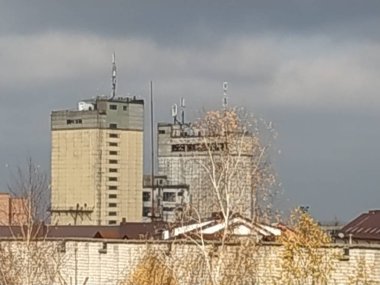 Pencereden şehre olan manzara.