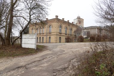 Antik çağlarda Kontes Dzembovskoyi 'nin eski malikanesi