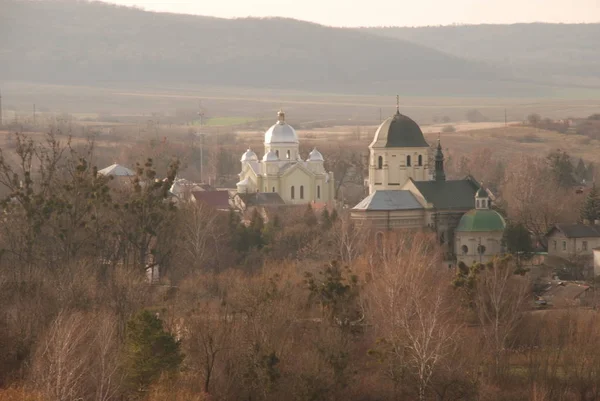 Kilise Yandaki Kilise — Stok fotoğraf