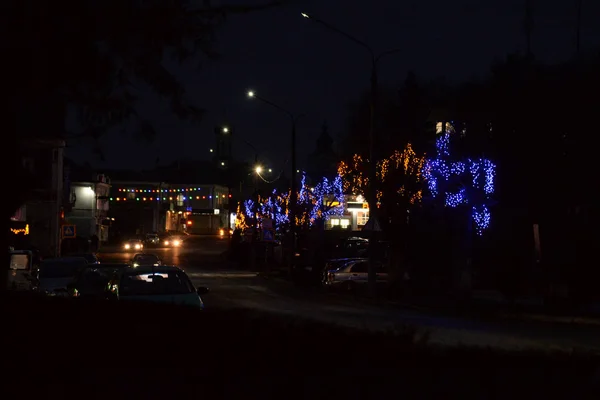 Światła Bożego Narodzenia Miasta Wieczorem — Zdjęcie stockowe
