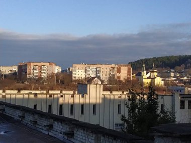 Pencereden şehre olan manzara.