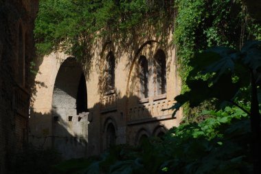 Rivne bölgesinin Dubensky bölgesinin hamamböcekleri köyünde bir kale.