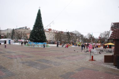 Köşedeki tiyatro meydanı Ternopil.Ukrayna.
