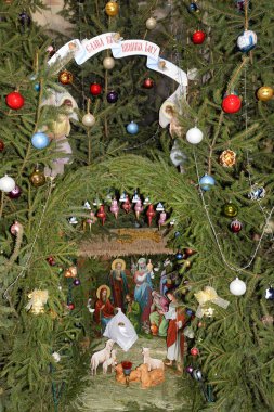 Manastırda Noel beşiği 