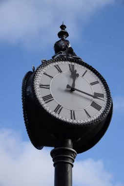 Ternopil Saati - Ternopil 'de Üçlü Saat