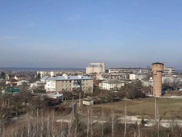 Der Blick Aus Dem Fenster Auf Die Stadt — Stockfoto