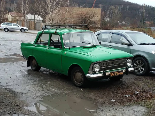 Moskvich 408 Una Piccola Auto Sovietica — Foto Stock