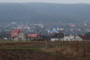 Pencereden şehre olan manzara.