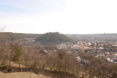 Eski şehrin akşam siluetleri