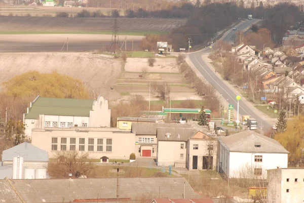 Der Blick Aus Dem Fenster Auf Die Stadt — Stockfoto