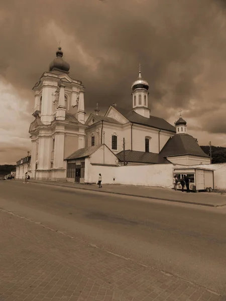 Catedral San Nicolás Monasterio Franciscano Kremenets — Foto de Stock