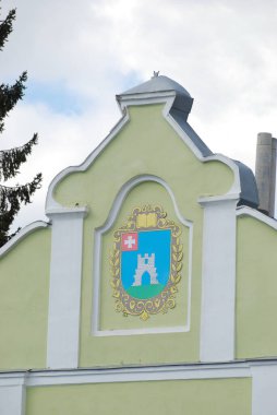 Kremenets 'in arması, Kremenets' in Ternopil bölgesinin resmi kraliyet sembolüdür..