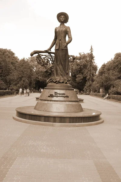 Pomnik Tarnopolu Śpiewała Salome — Zdjęcie stockowe