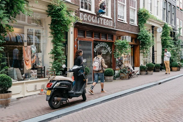 Calle en Amsterdam — Foto de Stock