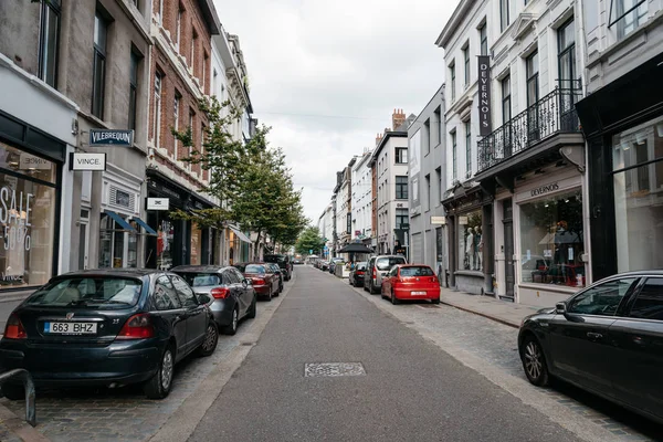 Kereskedelmi utcán Antwerpen naplementekor — Stock Fotó