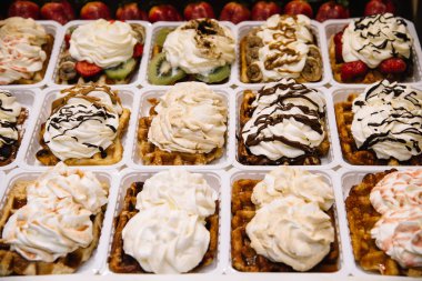 Belçika waffle seçim ile Brüksel'deki krem