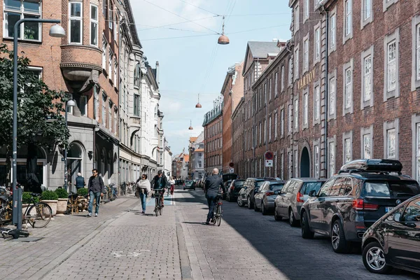 Calle en el centro histórico de Copenhague — Foto de Stock