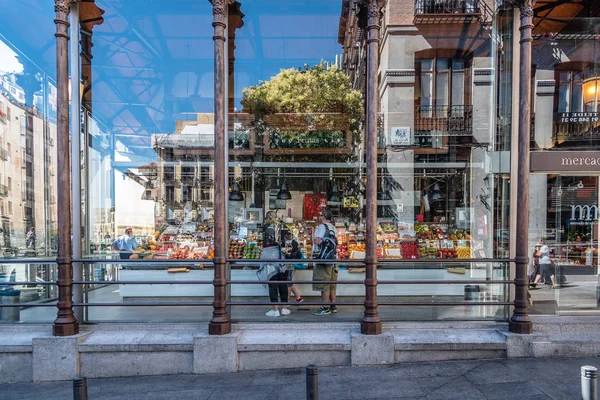 Mercado de San Miguel en Madrid — Foto de Stock