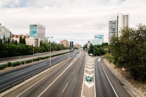 M30 otoyol Madrid bir bulutlu gün