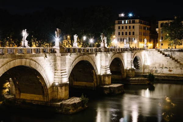 Ponte de Castel Sant Angelo à noite — Fotografia de Stock