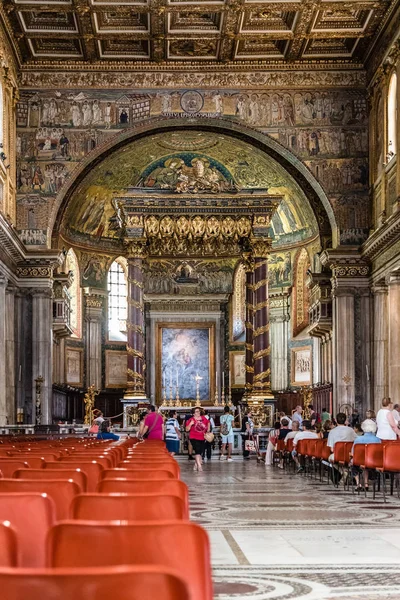 Vista interior de la Basílica Papal de Santa María la Mayor — Foto de Stock