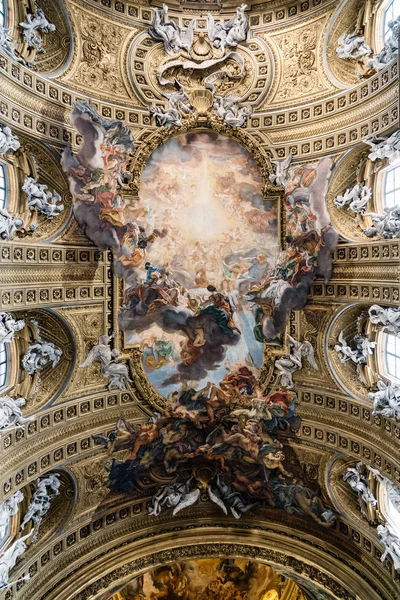 İç görünümünü Roma Gesu Kilisesi