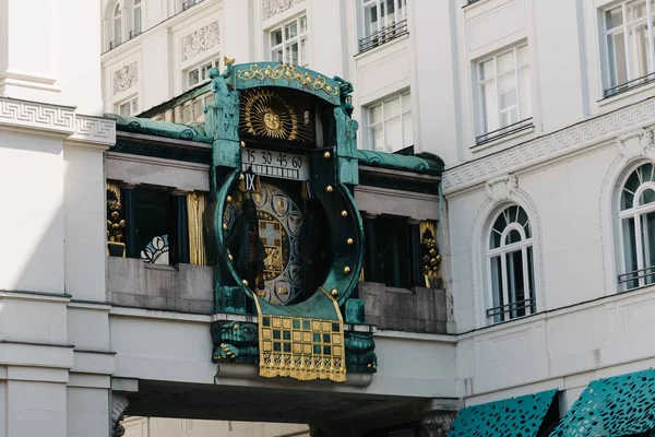 El reloj Ankeruhr en Viena — Foto de Stock