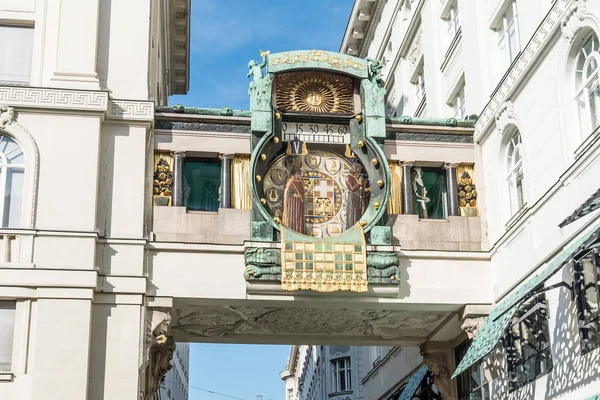 O relógio Ankeruhr em Viena — Fotografia de Stock