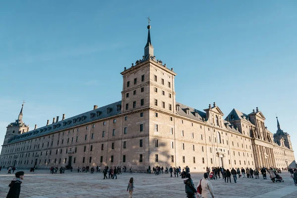 Vista ao ar livre do Mosteiro de El Escorial — Fotografia de Stock