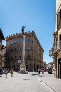 Santa Trinita Meydanı, Floransa