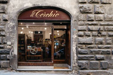 Eski Kütüphane mağazası