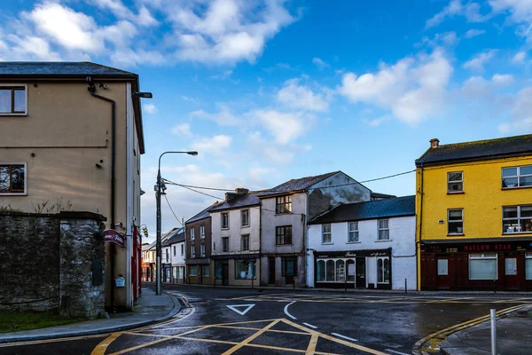 Main Street, małe miasta w Irlandii — Zdjęcie stockowe