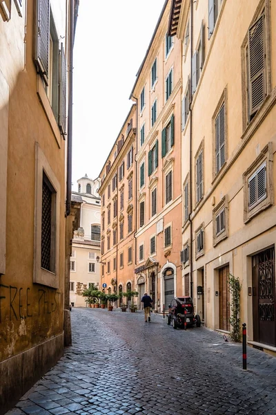 Strada pittoresca a Roma — Foto Stock