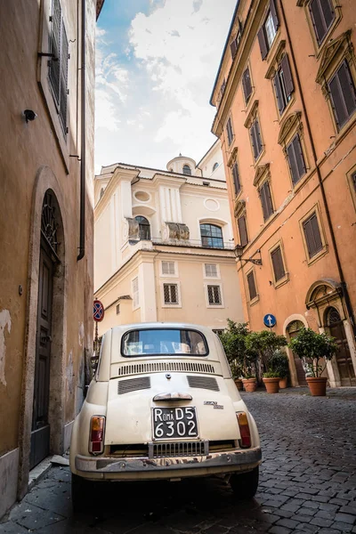 Small car in street in  Rome — Stock Photo, Image