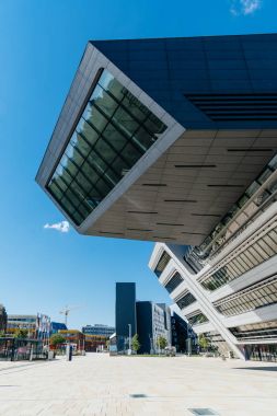 Viyana Üniversitesi Bina Modern mimari