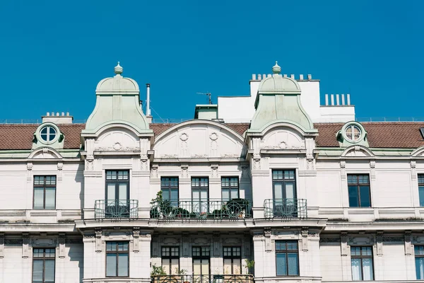 Old residential building in  in Vienna — Stock Photo, Image