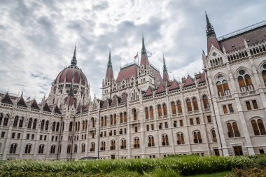 Macaristan Parlamento Binası görünümünü açık havada