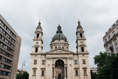 St Stephen Bazilikası Budapeşte'dış görünümü