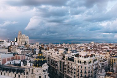 Circulo de Bellas Artes çatı Madrid manzarası