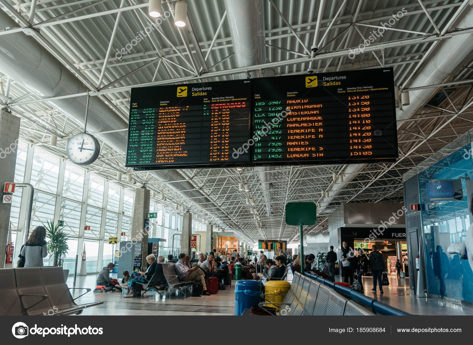 cálmese Gastos de envío Destruir Airport fuerteventura fotos de stock, imágenes de Airport fuerteventura sin royalties | Depositphotos cálmese Gastos de envío Destruir Airport fuerteventura fotos de stock, imágenes de Airport fuerteventura sin royalties | Depositphotos